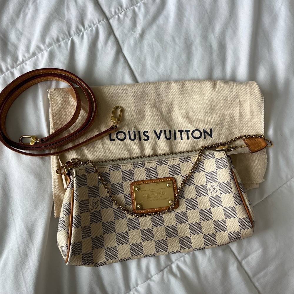 Louis Vuitton Damier Azur Eva Clutch 2016